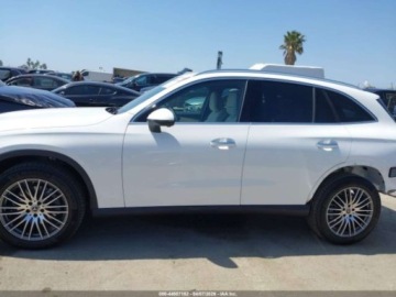 Mercedes GLC C254/X254 2026 Mercedes-Benz GLC 300 2026 2.0 Benzyna 255KM, zdjęcie 1