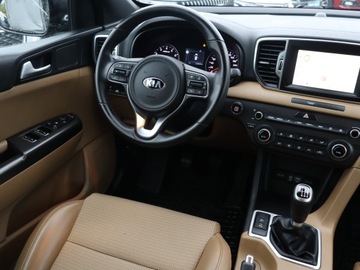 Kia Sportage IV SUV 1.6 T-GDI 177KM 2017 Kia Sportage 1.6 T-GDI, Salon Polska, Serwis ASO, zdjęcie 6