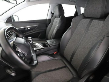 Peugeot 3008 I Crossover Facelifting 1.2 PureTech 130KM 2016 Peugeot 3008 półskóra virtual cocpit navi klima, zdjęcie 12