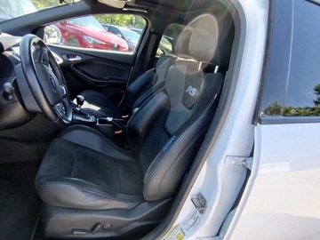 Ford Focus III RS 2.3 EcoBoost 350KM 2017 FORD FOCUS III 2.3 RS 2.3L 350KM, 4x4, Manual, Dokumentacja Recaro, zdjęcie 6