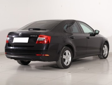 Skoda Octavia III Liftback Facelifting 2.0 TDI 150KM 2018 Skoda Octavia 2.0 TDI, Salon Polska, Serwis ASO, zdjęcie 4
