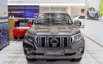 Toyota Land Cruiser VII Terenowy 3d 2.8 D-4D 177KM 2020 Toyota Land Cruiser LC 2.8 D-4D Premium aut 2.8 Diesel 177KM