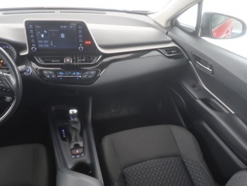 Toyota C-HR I Crossover Facelifting 1.8 Hybrid 122KM 2020 Toyota C-HR 1.8 Hybrid, Salon Polska, Serwis ASO, zdjęcie 7