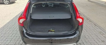 Volvo V60 I 2013 Volvo V60 Volvo V60 D6 AWD Plug-in Hybrid Summum 2.4 Hybryda Plug-in 220KM, zdjęcie 28