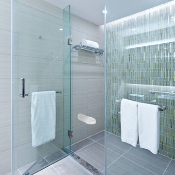 ПОДСТАВКА ДЛЯ ВАННЫ С ПРИСОСКОЙ УДОБНО И БЕЗОПАСНО