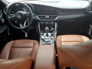 Alfa Romeo Giulia II Sedan Facelifting 2.0 Turbo 280KM 2022 Alfa Romeo Giulia Super 2022 2.0l 2.0 Benzyna 280KM, zdjęcie 8