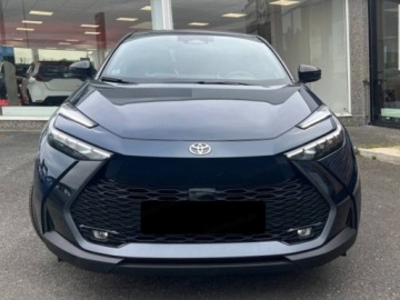 Toyota C-HR II SUV 1.8 Hybrid 140KM 2025 Od ręki - Executive 1.8 Hybrid 140KM | Podgrzewane fotele!, zdjęcie 2