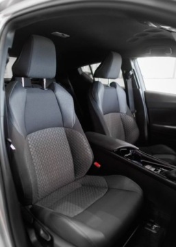 Toyota C-HR I Crossover Facelifting 1.8 Hybrid 122KM 2023 Toyota C-HR 1.8 Hybrid Style 1.8 Hybryda 122KM, zdjęcie 6