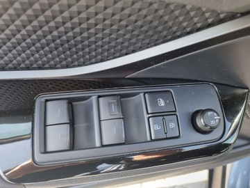 Toyota C-HR I Crossover Facelifting 2.0 Hybrid Dynamic Force 184KM 2022 Toyota C-HR 2.0 Hybrid Style 2.0 Hybrid Style 184, zdjęcie 17