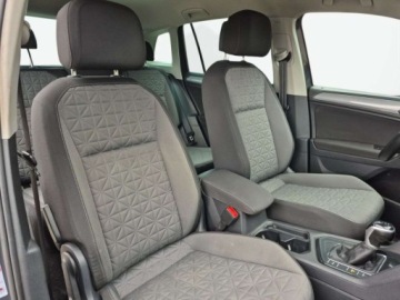 Volkswagen Tiguan II 2022 Volkswagen Tiguan plug-in Martwe pole Virtual 1.4 Hybryda Plug-in 150KM, zdjęcie 14