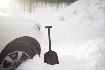 Автомобильная лопата 63см Solid Fiskars F1019353