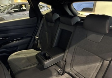 Hyundai Tucson IV SUV HEV Facelifting 1.6 T-GDI HEV 215KM 2025 Hyundai Tucson Hyundai Tucson 1.6 T-GDI HEV 215KM N-line Ultimate Red Od, zdjęcie 16