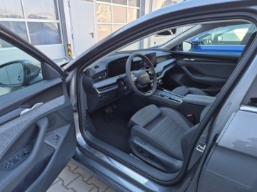 Skoda Superb IV Kombi 2.0 TDI 193KM 2025 Skoda Superb Edition 130 2.0 TDI DSG 4x4 Auto z pl, zdjęcie 9