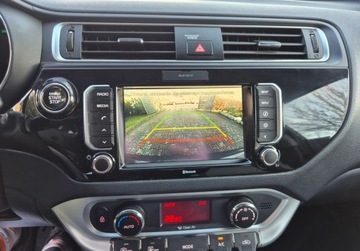 Kia Rio III Hatchback 5d Facelifting 1.4 DOHC CVVT 109KM 2015 Kia Rio 1,4 109KM Climatronic KeyLess Navi Kamera Bezwypadkowy 1.4, zdjęcie 19