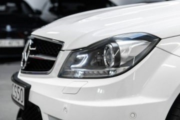 Mercedes Klasa C W204 2011 Mercedes C 63 AMG Coupe Performance 487KM, zdjęcie 13