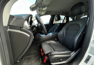 Mercedes GLC C253 2020 Mercedes-Benz GLC 4-Matic 9G-TRONIC, Multibeam, BURMESTER, GPS, Kamera cof, zdjęcie 6