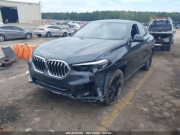 BMW X6 G06 2021 BMW X6 sdriver40i, 2021r., 3.0L 3.0 Benzyna 335KM, zdjęcie 1
