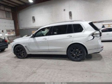 BMW X7 2025 BMW X7 2025r., 4x4, 3.0L 3.0 Benzyna 375KM, zdjęcie 7