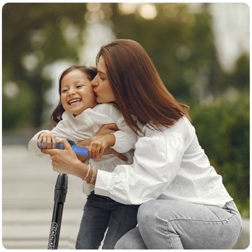 HULAJNOGA TRÓJKOŁOWA DLA DZIECI LED RICOKIDS