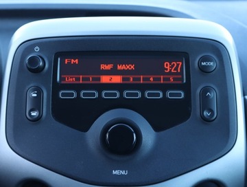 Toyota Aygo II Hatchback 5d 1.0 VVT-i 69KM 2017 Toyota Aygo 1.0 VVT-i, Salon Polska, Klima, zdjęcie 11