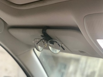 ЗАЖИМ ДЛЯ АВТОМОБИЛЬНЫХ СТЕКЛОВ ДЛЯ КРЫШКИ