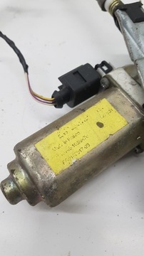 EL. MECHANIZMUS OKNO PRAVÝ PŘEDNÍ FOCUS MK1 XS412320