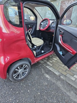 Microcar 2023 Iamelectric NEMO 4 – Nowoczesny elektryczny microcar z 2023 roku, zdjęcie 2