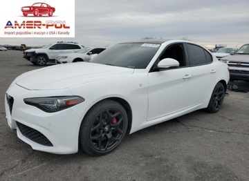 Alfa Romeo Giulia II Sedan Facelifting 2.0 Turbo 280KM 2022 Alfa Romeo Giulia Super 2022 2.0l 2.0 Benzyna 280KM
