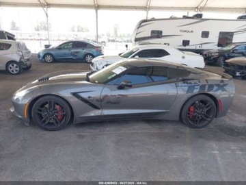 Chevrolet Corvette C7 2016 Chevrolet Corvette Stingray Z51 2016 6.2l 6.2 Benzyna 460KM, zdjęcie 2