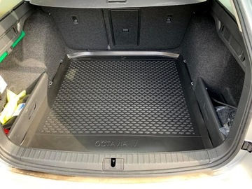 SKODA OCTAVIA 4 IV COMBI 2020 - КОВРИК БАГАЖНИКА