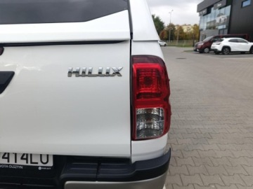 Toyota Hilux VIII Pojedyncza kabina 2.4 D-4D 150KM 2017 Toyota Hilux 2.4 D-4D Double Cab DLX 4x4 Toyota Hi, zdjęcie 12
