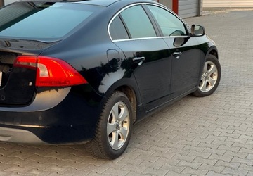 Volvo S60 II Sedan 2.0 D3 163KM 2010 Volvo S60 2.0 Diesel 163 Km D4 Momentum 2.0 Diesel 163KM, zdjęcie 9