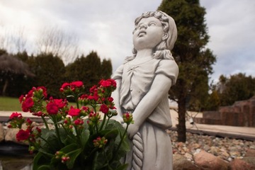 Декорации из бетонных фигур Украшение цветочного горшка для девочки