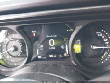 Jeep Wrangler IV 2024 Jeep Wrangler Sahara 4XE 2024 2.0l 2.0 Hybryda 270KM, zdjęcie 8