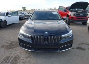 BMW Seria 7 G11-G12 2019 BMW Seria 7 2019, 3.0L, od ubezpieczalni 3.0 Benzyna 320KM, zdjęcie 3