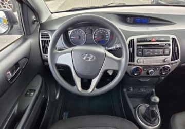 Hyundai i20 I Hatchback 5d Facelifting 1.2 DOHC 85KM 2014 Hyundai i20 1.2benz 86KM NOWY SILNIK EL.Szyby Klima Oplaty Gwarancja 1.2, zdjęcie 19