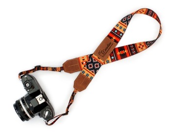 Регулируемый ремешок для фотокамеры с рисунком и кожаной деталью с гравировкой