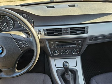 BMW Seria 3 E90-91-92-93 Coupe E92 320i 170KM 2008 BMW 320 2,0 benzyna 170KM, zdjęcie 10