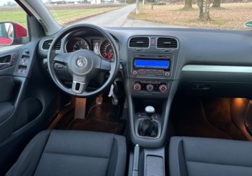 Volkswagen Golf VI Hatchback 5d 1.2 TSI 105KM 2010 Volkswagen Golf Nowy rozrzad, dwa komplety kol, bezwypadkowy, zadbany, zdjęcie 15