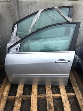 DRZWI LEWY PRZÓD LAGUNA III