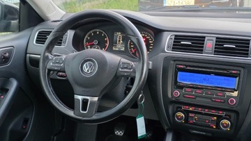 Volkswagen Jetta VI Sedan 1.2 TSI 105KM 2012 Volkswagen Jetta NIEMIECKA LIMUZYNA ZA NIEWIELKIE PIENIADZA 1.2 Benzyna, zdjęcie 8
