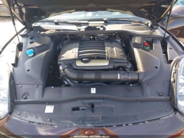 Porsche Cayenne III 2018 Porsche Cayenne Platinum Edition 2018 3.6l 3.6 Benzyna 300KM, zdjęcie 8