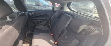 Ford Fiesta VII 2015 Ford Fiesta 2015r, 1.6 TDCI. Lekko uszkodzony przod i tyl. Jezdzi. 1.6, zdjęcie 7