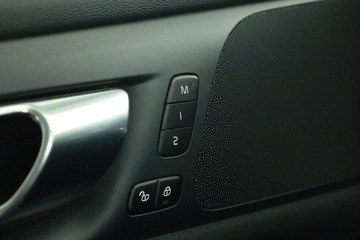 Volvo S60 III Sedan Facelifting 2.0 B4 197KM 2023 Volvo S60 B4, Salon Polska, Serwis ASO, Automat, zdjęcie 15