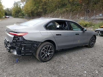 BMW Seria 7 G70 2023 BMW Seria 7 740i 2023 3.0l 3.0 Benzyna 375KM, zdjęcie 3