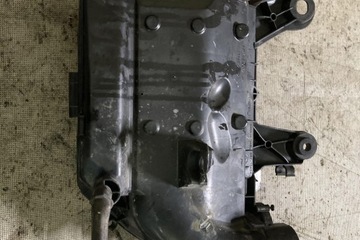 POUZDRO FILTRU VZDUCHU PEUGEOT 3008 9673061080 1.6L DIESEL 82KW 2014