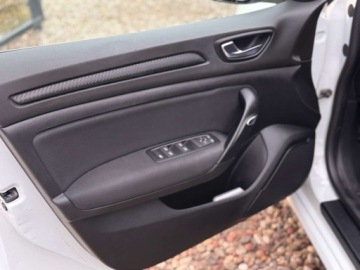 Renault Megane IV Hatchback 5d 1.2 Energy TCe 100KM 2017 Renault Megane Polski salon Bezwypadkowy Niski przebieg 1.2 Benzyna, zdjęcie 15