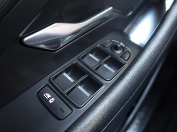 Jaguar E-Pace SUV 2.0 i4D 150KM 2018 Jaguar E-Pace D150, Salon Polska, Serwis ASO, zdjęcie 15