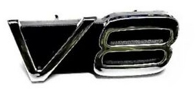 Emblemat 'V8' mocowany do grilla Volvo S80