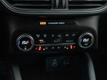 Ford Kuga III SUV Plug-In 2.5 Hybrid 190KM 2022 Ford Kuga GD8F149#2.5 FHEV AWD Titanium X Podgrz.f, zdjęcie 16